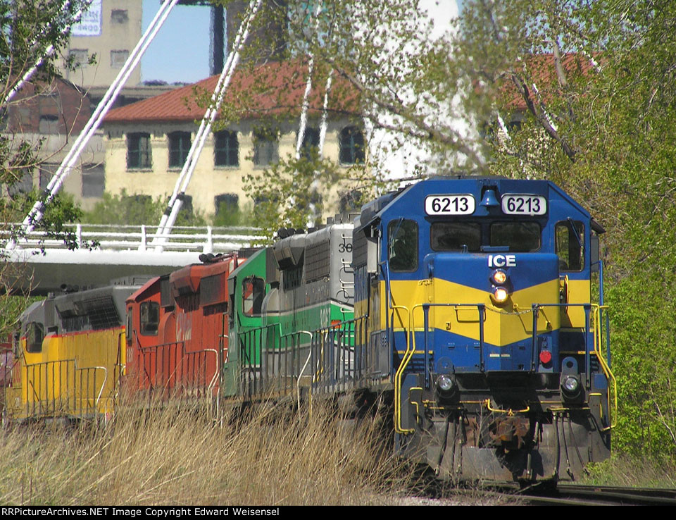 ICE 6213 and company shove back under the 6th St. bridge